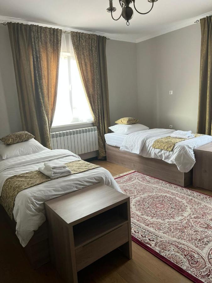 Green Town Hotel Šymkent Exteriér fotografie